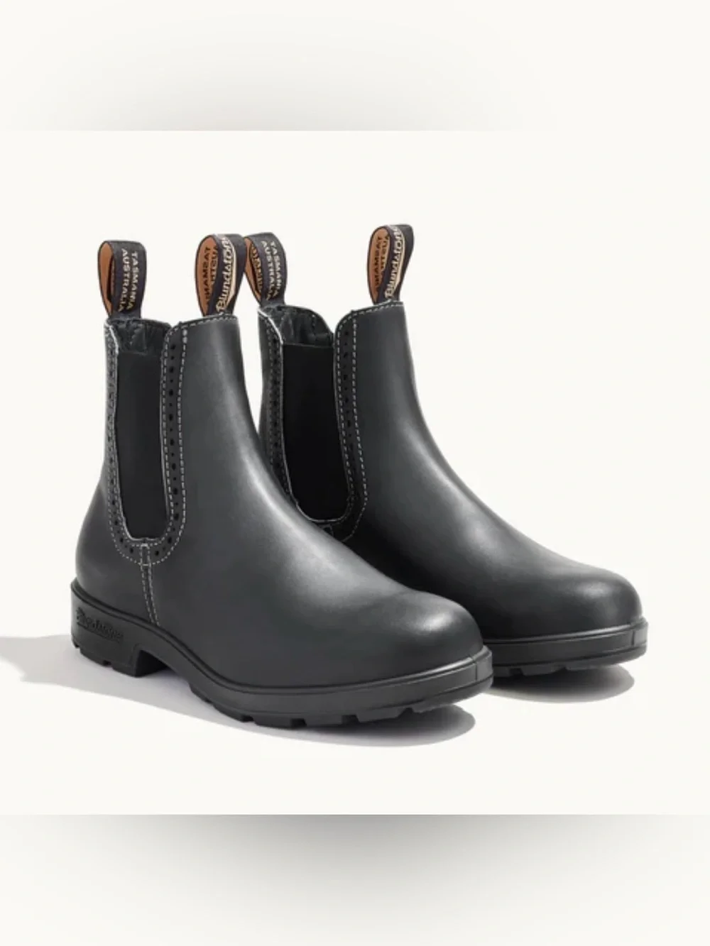 Blundstone 1448 women's high-top Chelsea boots size 7